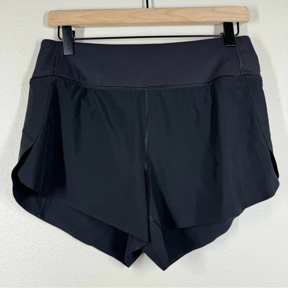 ATHLETA RUN WITH IT 3.5" SHORTS